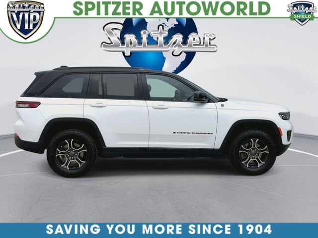 Used 2022 Jeep Grand Cherokee Trailhawk w/ Luxury Tech Group III AWD/4WD image 10