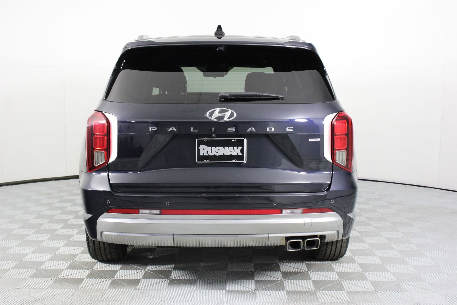 Used 2024 Hyundai Palisade Calligraphy image 5