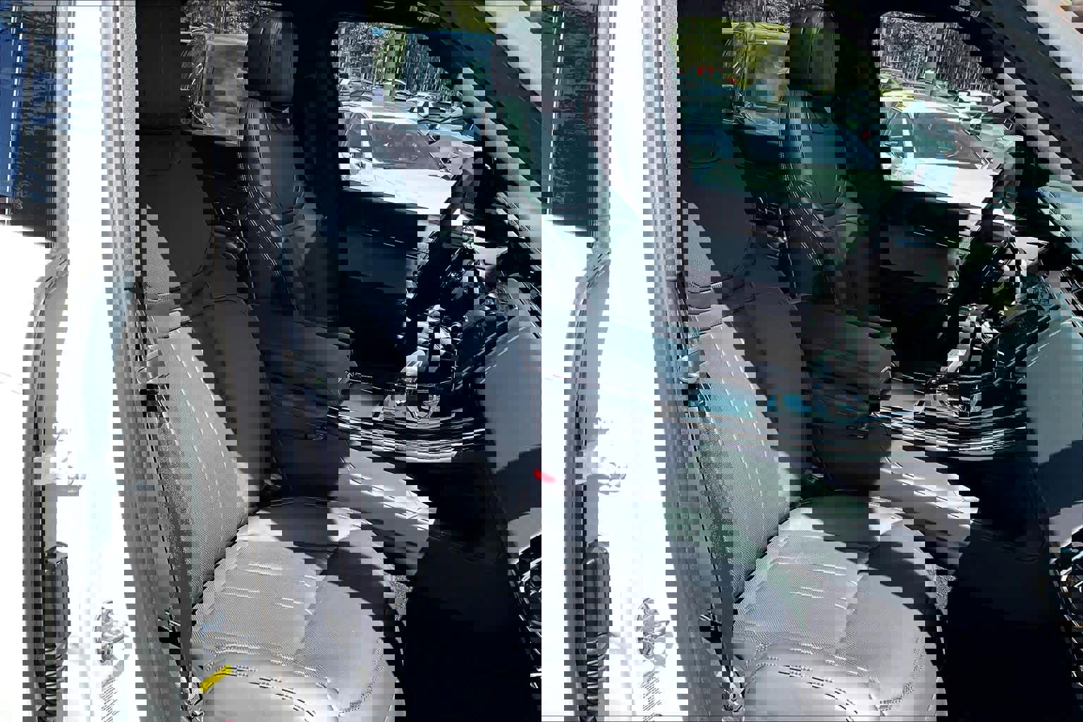 Used 2025 Land Rover Range Rover Sport Dynamic SE image 9