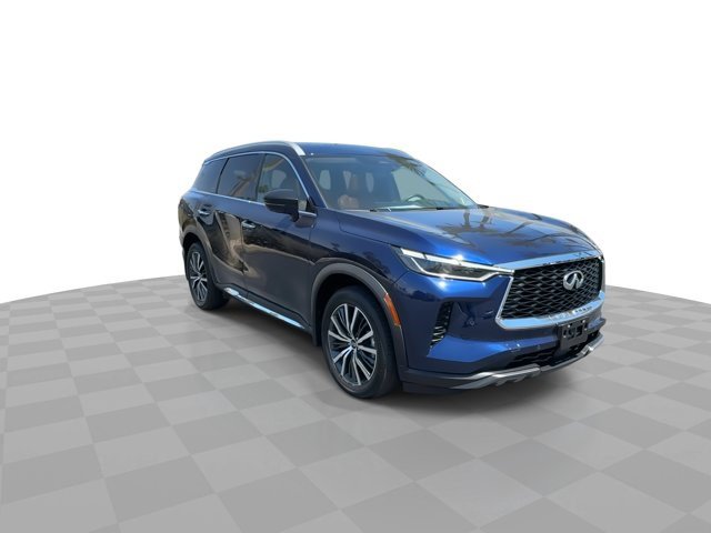 Used 2025 INFINITI QX60 Sensory w/ Vision Package AWD/4WD image 2