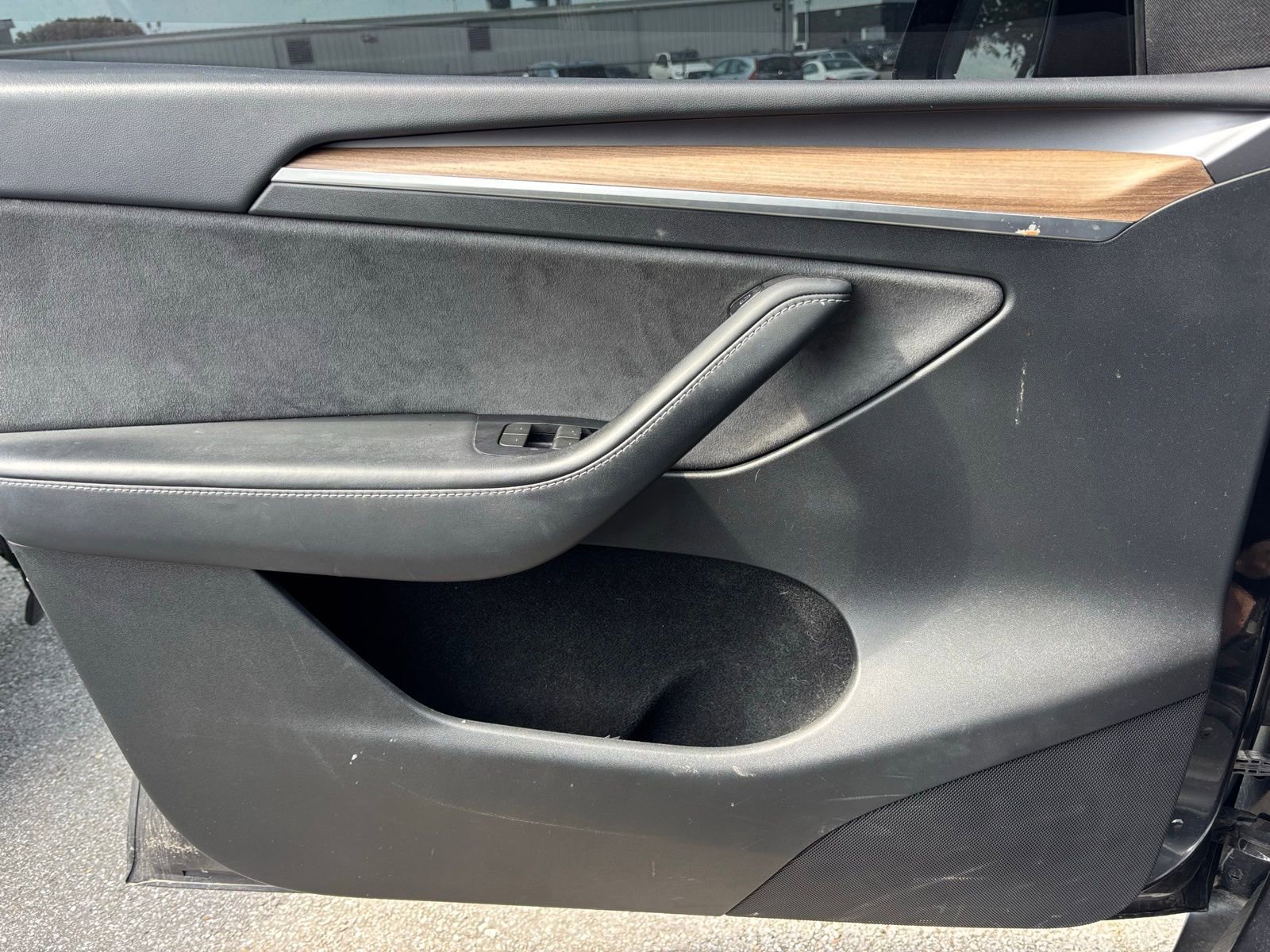 Used 2024 Tesla Model Y Performance AWD/4WD image 12