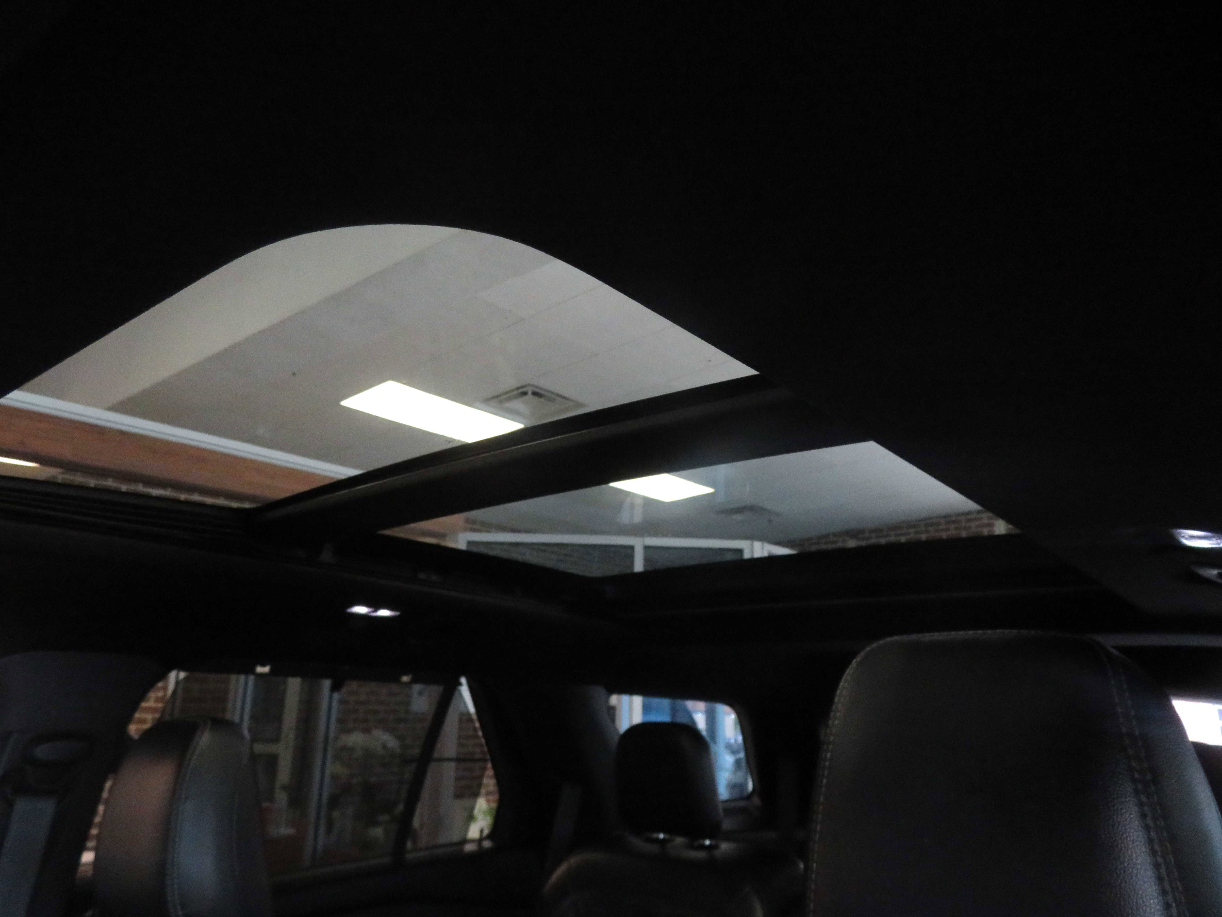 Used 2020 Ford Explorer Limited AWD/4WD image 46
