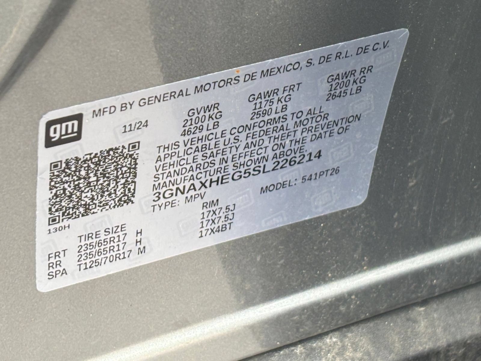 Used 2025 Chevrolet Equinox LT FWD image 23