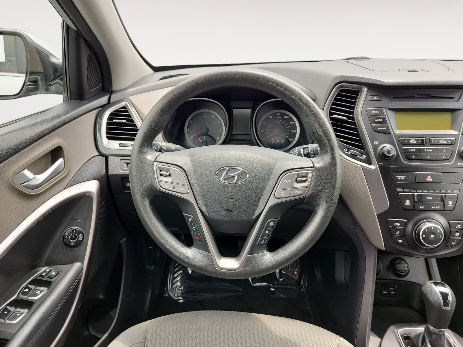 Used 2015 Hyundai Santa Fe Sport FWD image 13