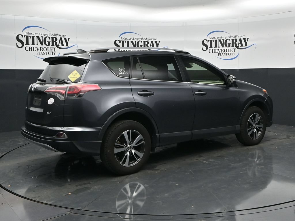 Used 2017 Toyota RAV4 XLE FWD image 7
