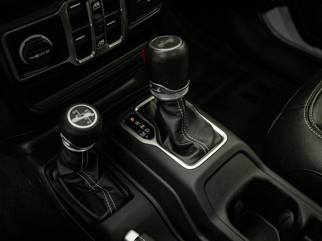 Used 2023 Jeep Wrangler Unlimited Sahara w/ Cold Weather Group image 37