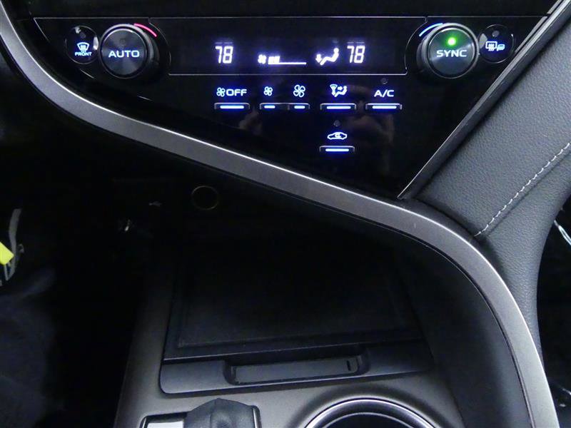 Used 2023 Toyota Camry SE image 14