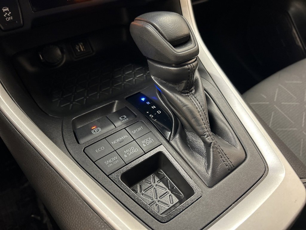 Used 2024 Toyota RAV4 XLE image 23