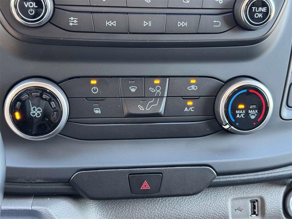 New 2025 Ford Transit 250 148 Medium Roof w/ Load Area Protection Package image 5