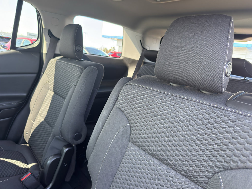 Used 2019 GMC Acadia SLE image 33