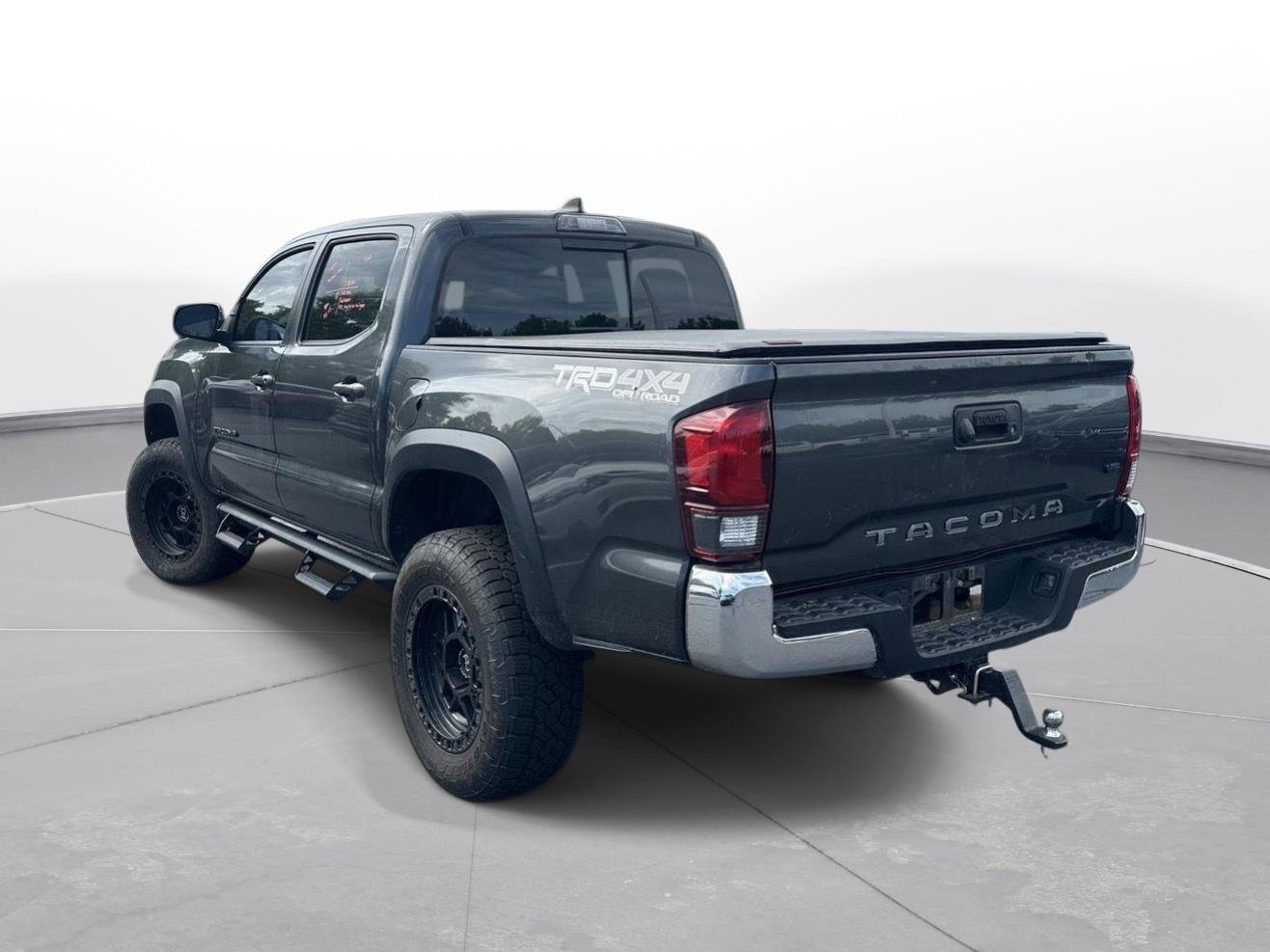 Used 2019 Toyota Tacoma TRD Off-Road AWD/4WD image 8