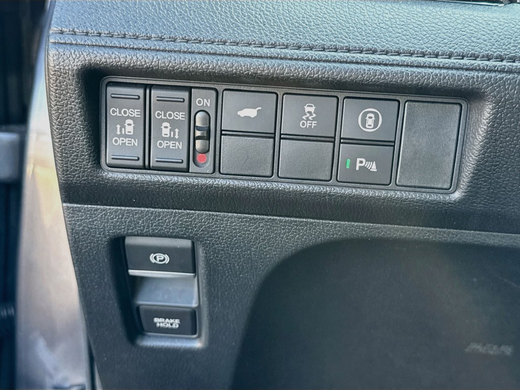 Used 2024 Honda Odyssey Touring image 11