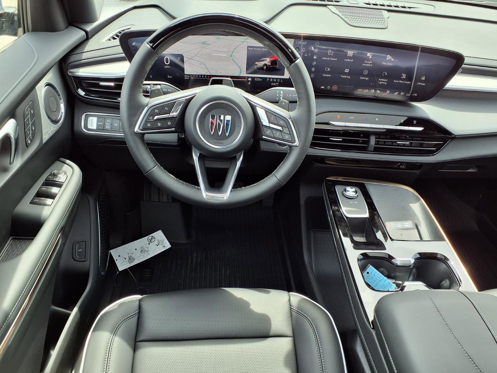 New 2026 Buick Enclave Avenir image 2