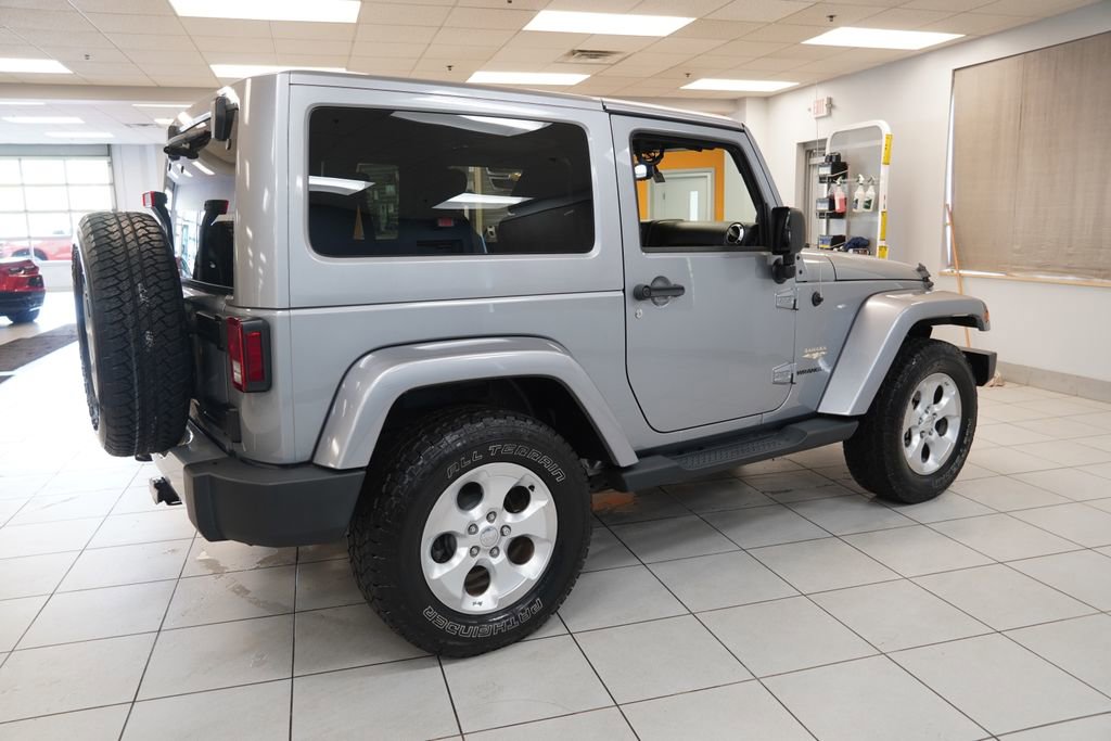 Used 2014 Jeep Wrangler Sahara w/ Connectivity Group AWD/4WD image 10