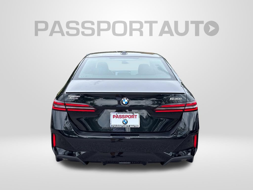 New 2027 BMW 530i xDrive w/ M Sport Package AWD/4WD image 5