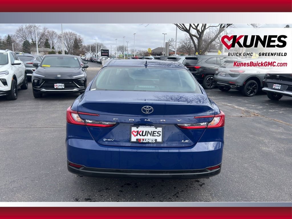 Used 2025 Toyota Camry LE image 6