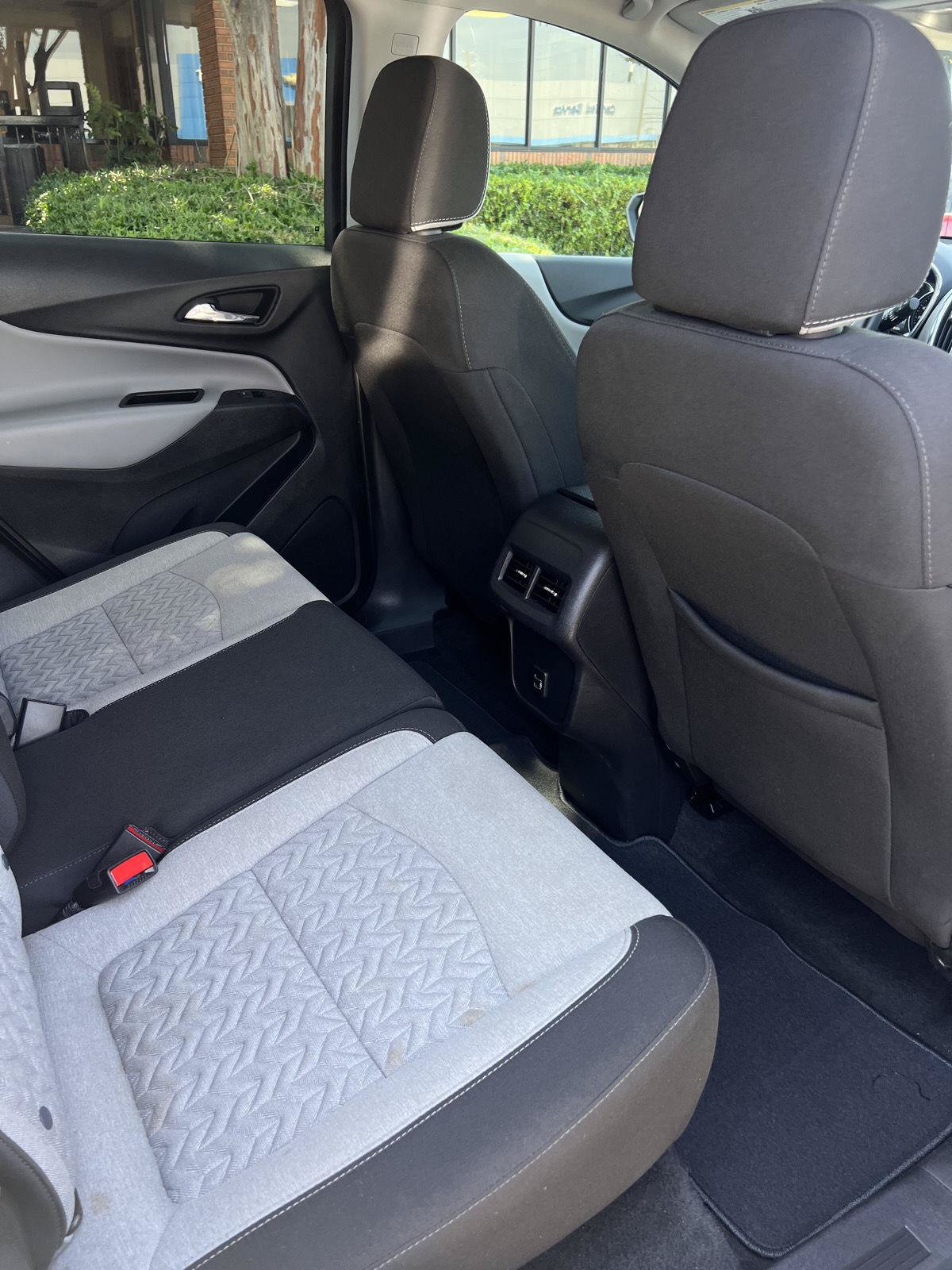 Used 2024 Chevrolet Equinox LT FWD image 21