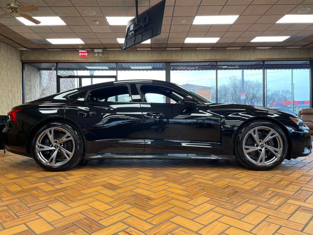 Used 2024 Audi e-tron GT Premium Plus w/ Executive Package image 8