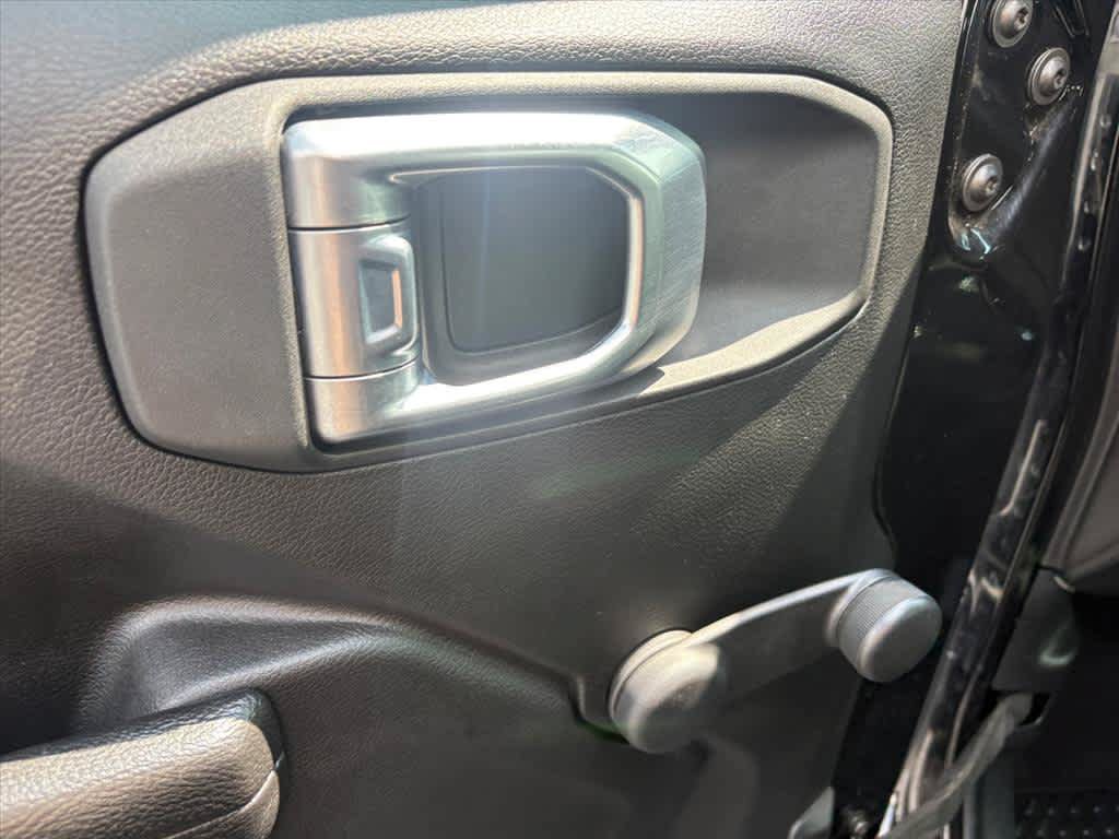 Used 2022 Jeep Gladiator Sport AWD/4WD image 22