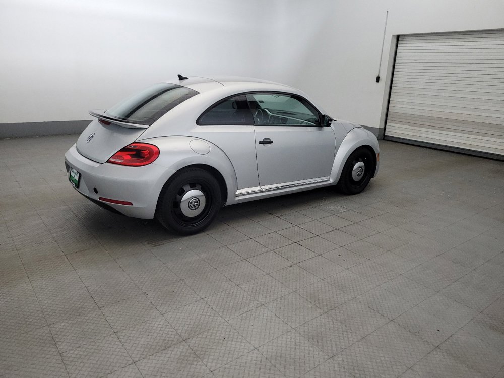 Used 2015 Volkswagen Beetle 1.8T Classic FWD image 10