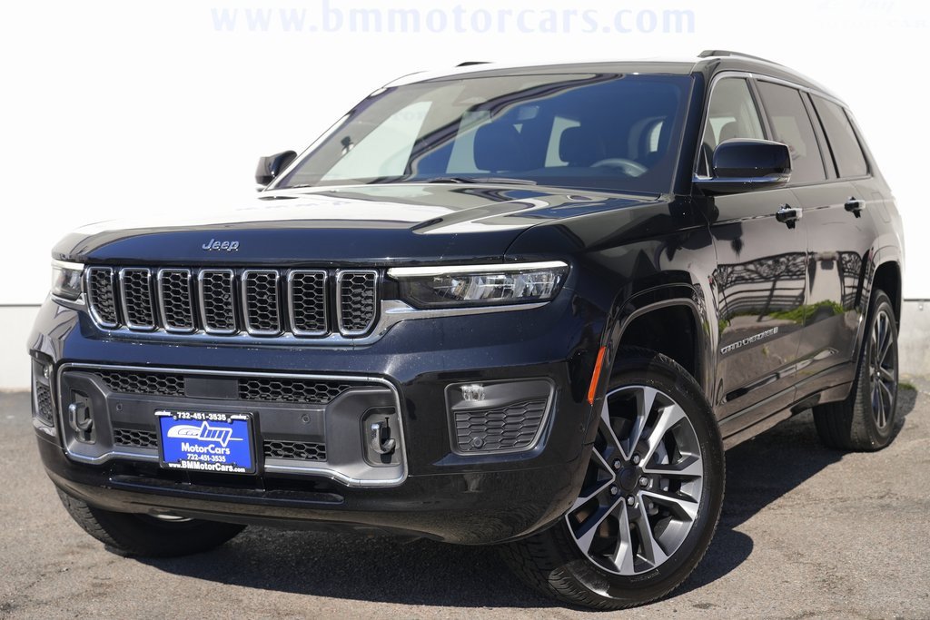 Used 2023 Jeep Grand Cherokee L Overland image 2