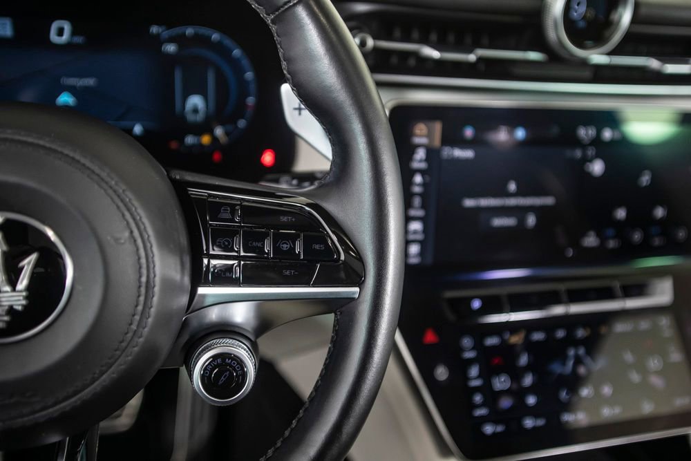 Used 2023 Maserati Grecale Modena image 38