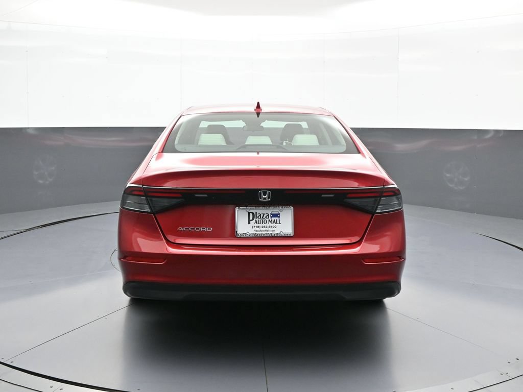 Certified 2023 Honda Accord LX image 7