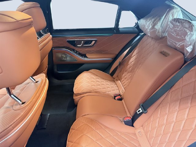 New 2027 Mercedes-Benz S 580 4MATIC Sedan image 7