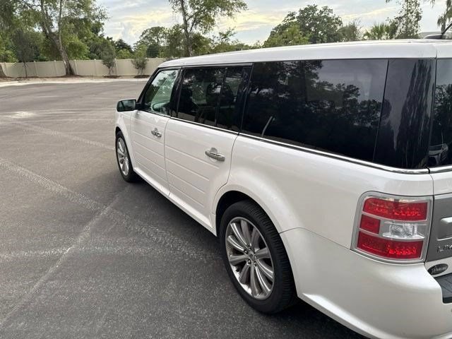 Used 2018 Ford Flex Limited w/ Equipment Group 301A AWD/4WD image 6