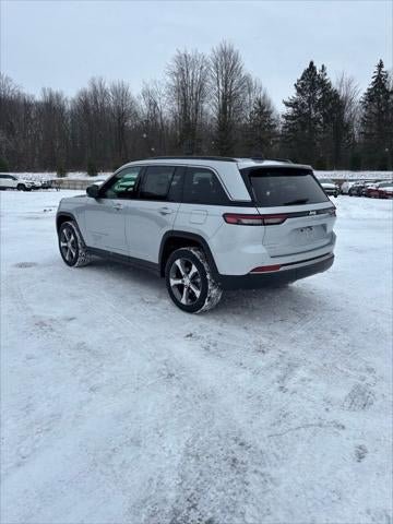New 2026 Jeep Grand Cherokee Limited AWD/4WD image 30