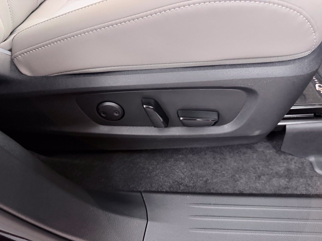 New 2027 INFINITI QX60 Luxe w/ Cargo Package FWD image 49