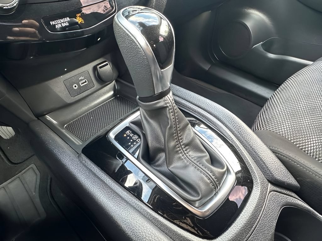 Used 2022 Nissan Rogue Sport SV AWD/4WD image 20