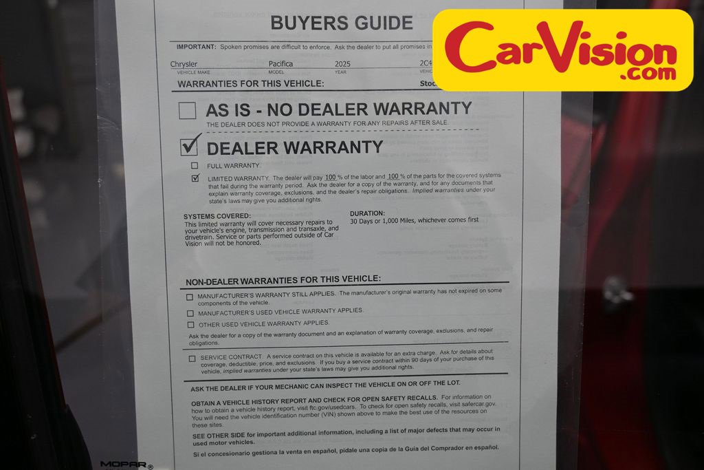 Used 2025 Chrysler Pacifica Limited image 41