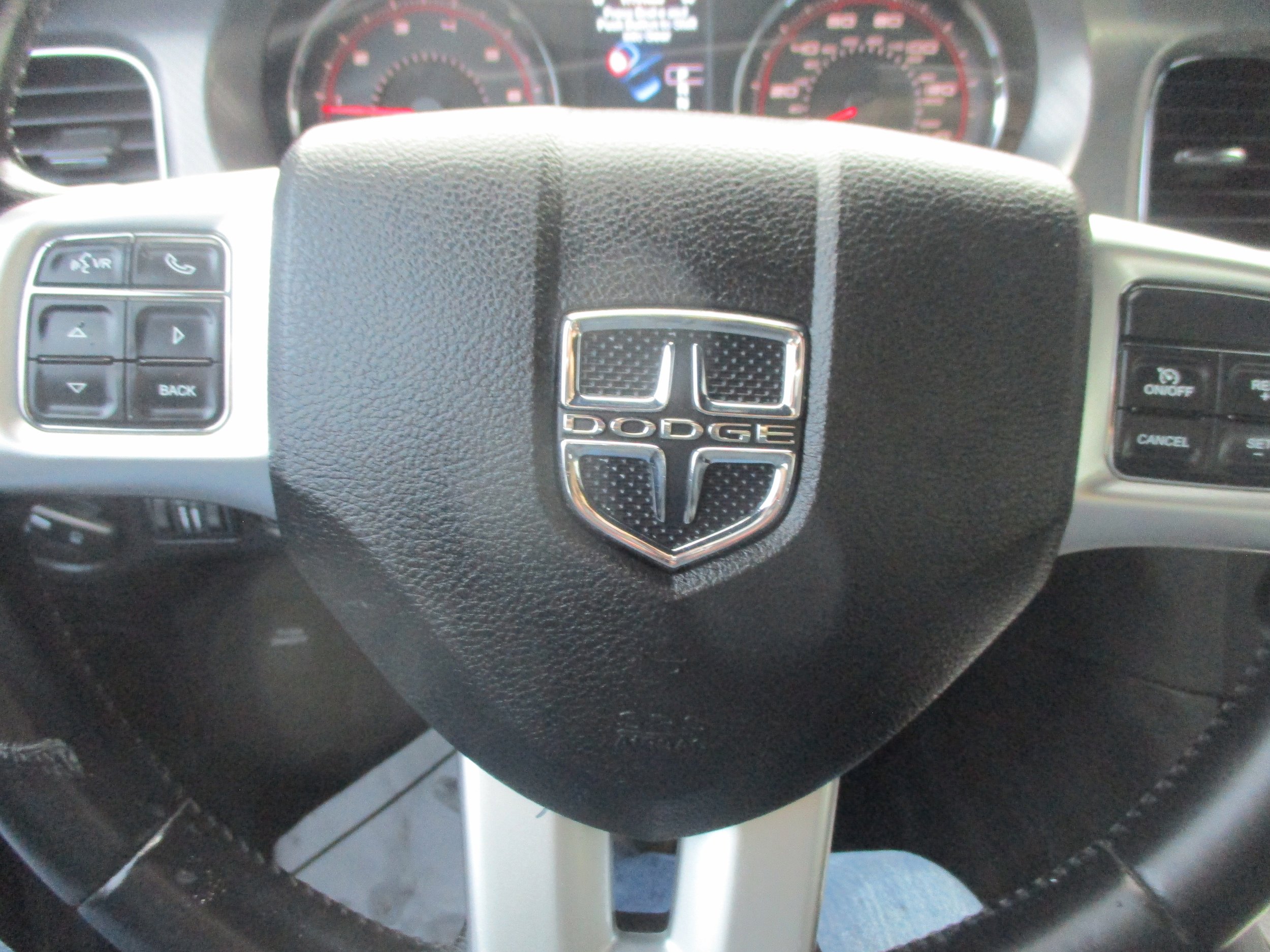 Used 2012 Dodge Charger SXT RWD image 18