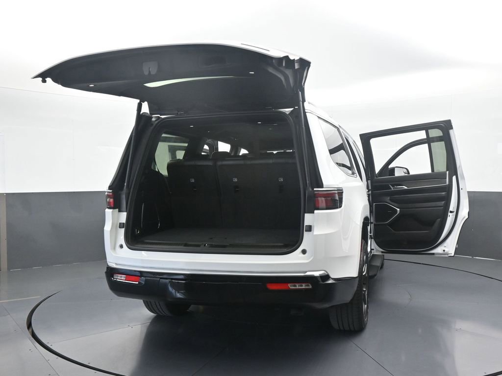 Used 2023 Jeep Wagoneer Series III w/ Preferred Equipment Group image 77