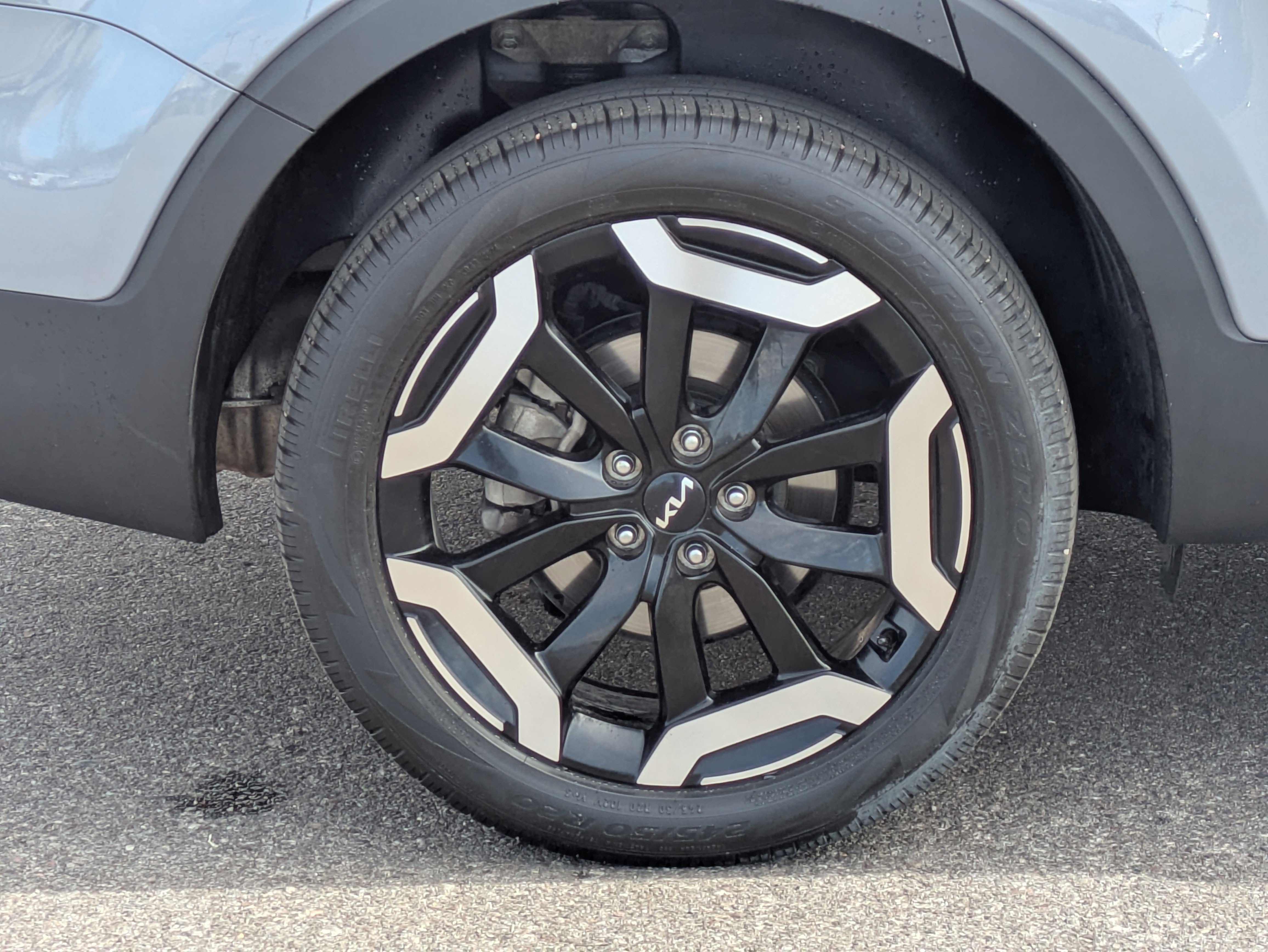 Used 2025 Kia Telluride S AWD/4WD image 9