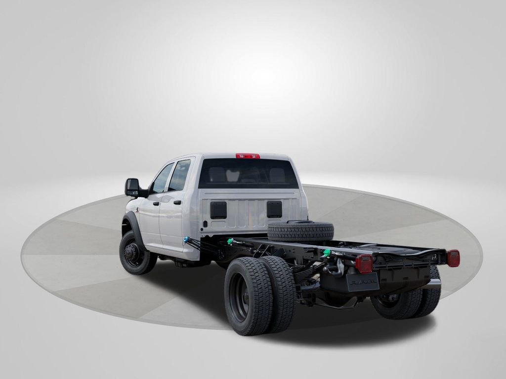 New 2026 RAM 5500 Tradesman AWD/4WD image 3