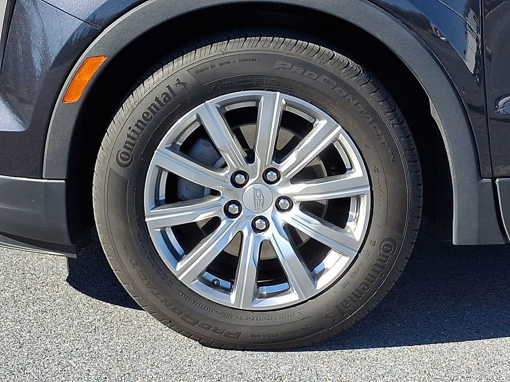 Used 2023 Cadillac XT4 Premium Luxury image 8