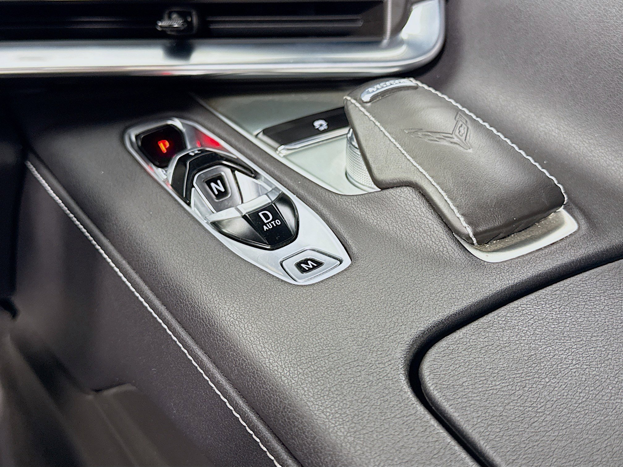 Used 2023 Chevrolet Corvette Stingray Coupe w/ Z51 Performance Package image 17