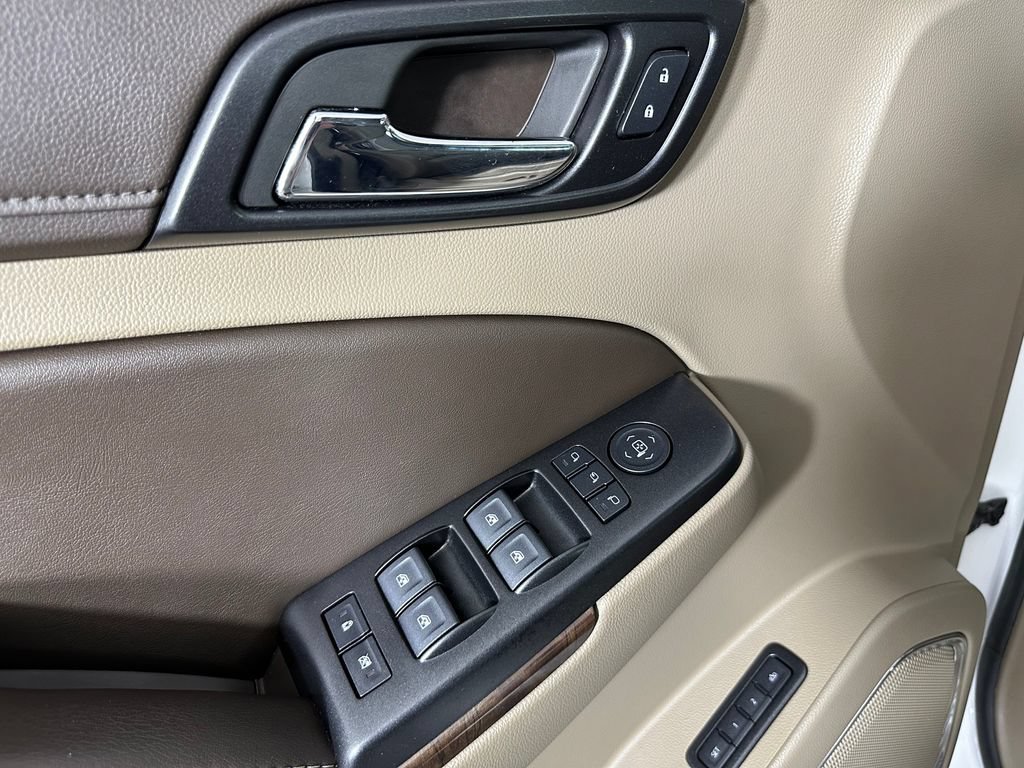 Used 2020 Chevrolet Suburban LT AWD/4WD image 27