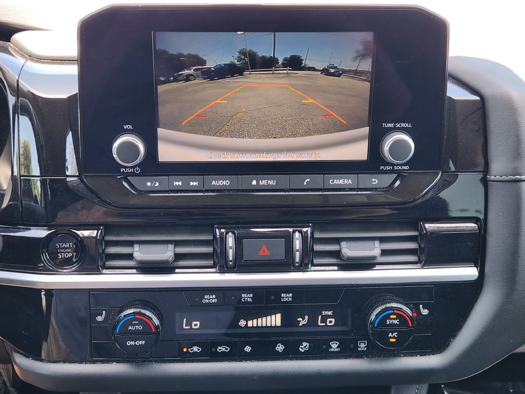 Used 2025 Nissan Pathfinder SV AWD/4WD image 18