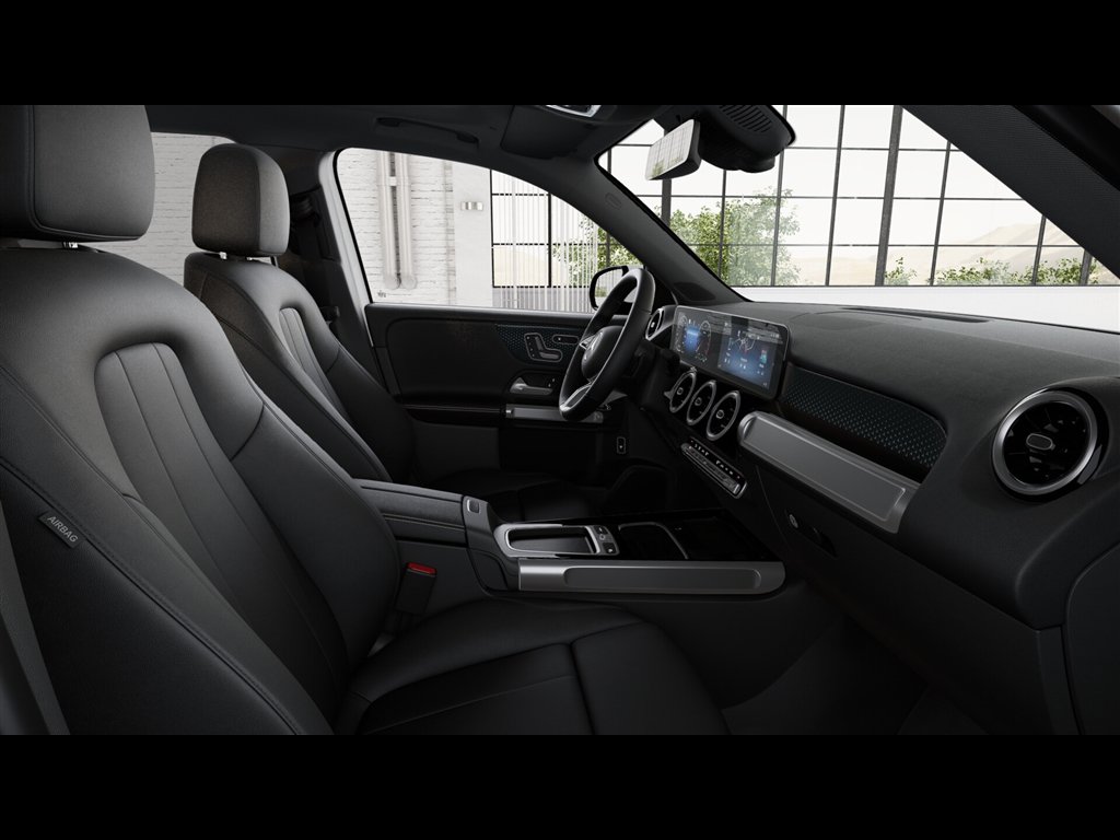 New 2026 Mercedes-Benz GLB 250 4MATIC image 39