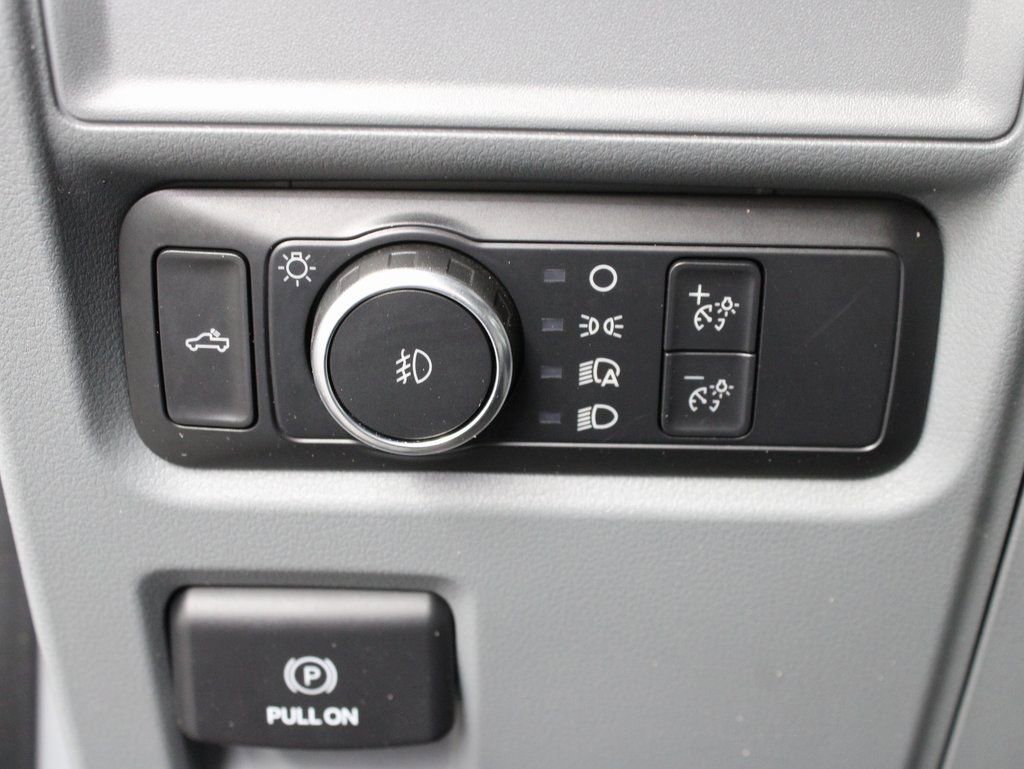 Used 2022 Ford F150 XLT image 44