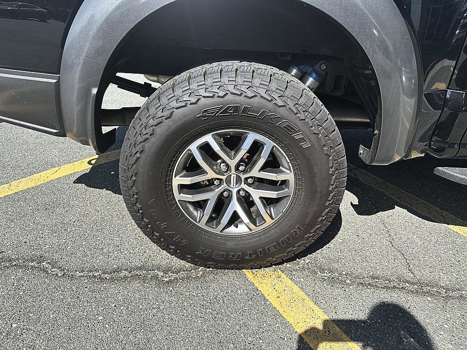 Used 2018 Ford F150 Raptor w/ Equipment Group 802A Luxury AWD/4WD image 11