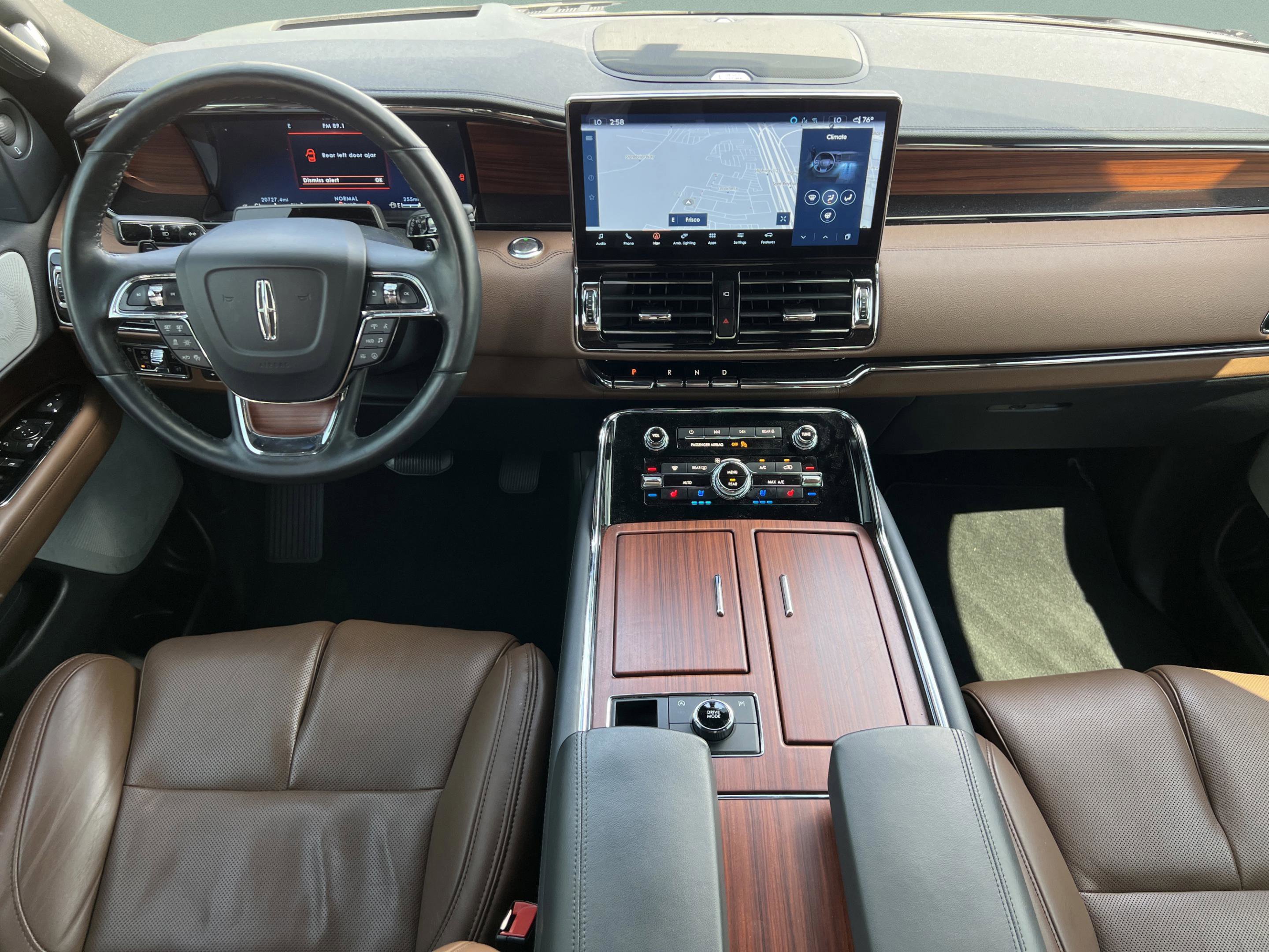 Used 2024 Lincoln Navigator Reserve image 9