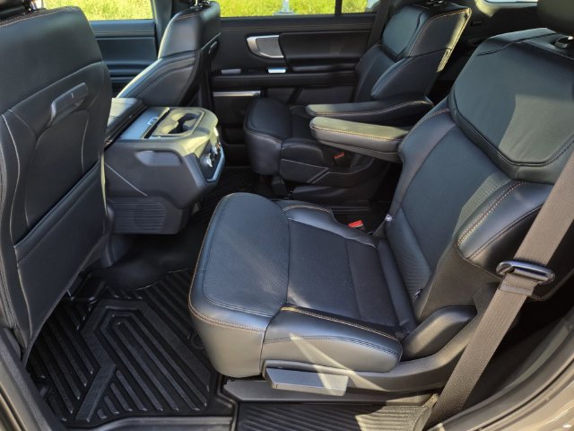 Used 2026 Ford Expedition Tremor AWD/4WD image 28