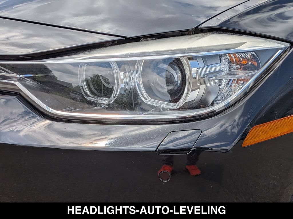 Used 2014 BMW 335i xDrive Sedan AWD/4WD image 17