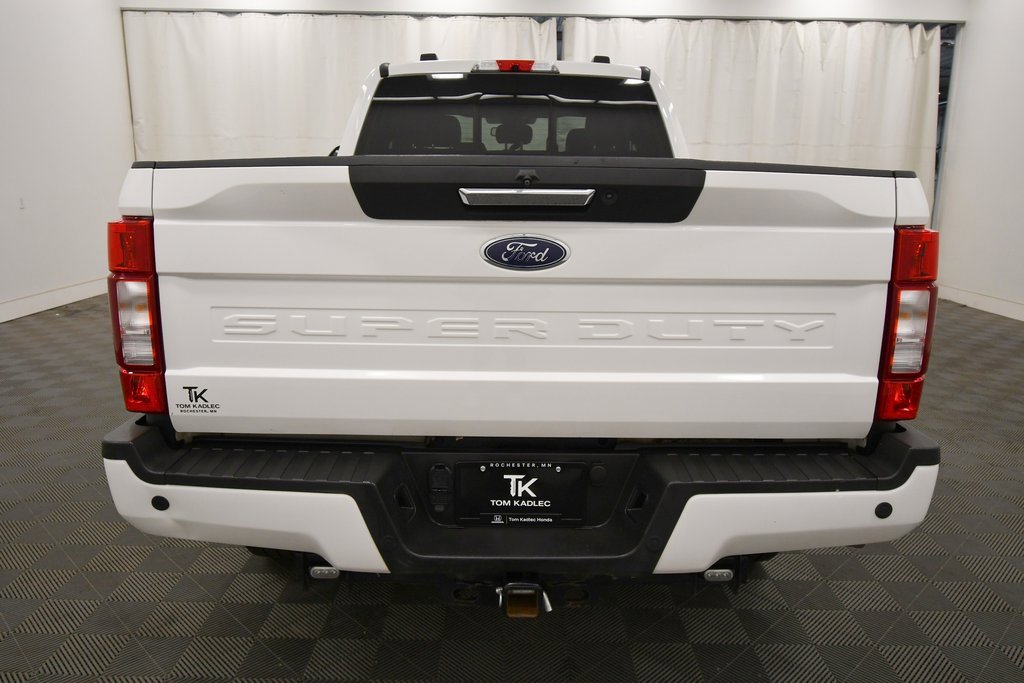 Used 2022 Ford F350 Lariat image 6