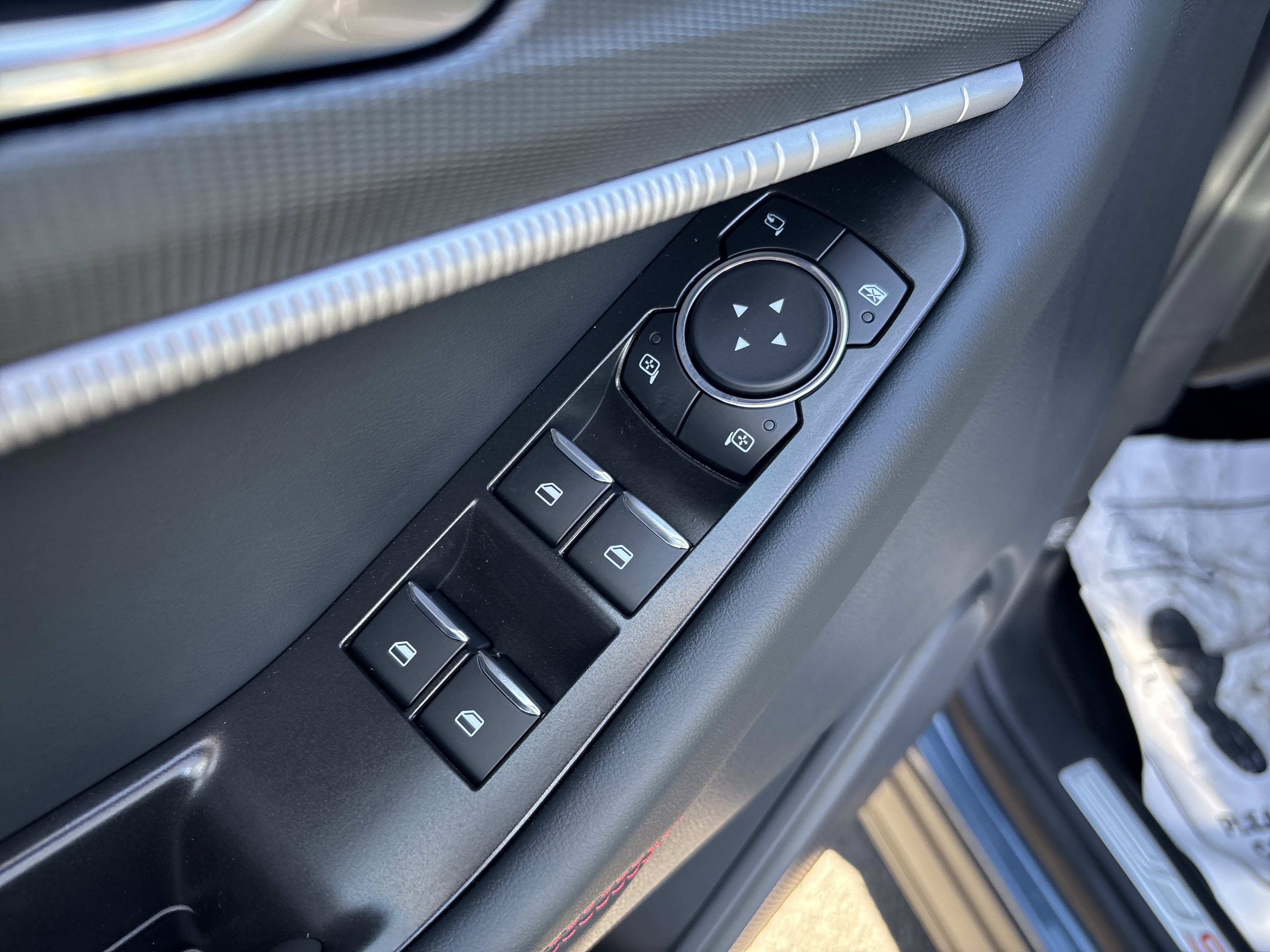 New 2025 Ford Explorer ST-Line image 17