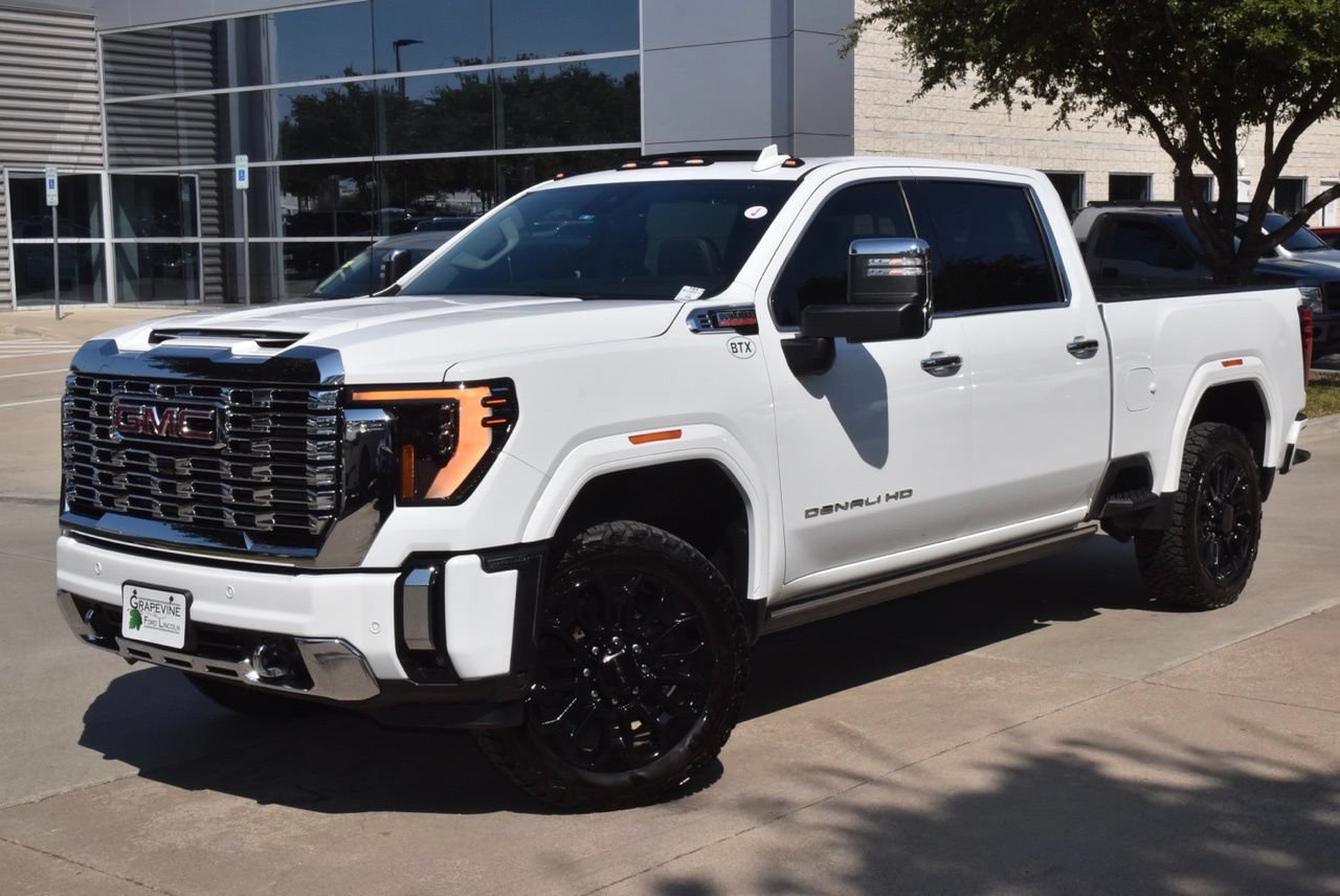 Used 2024 GMC Sierra 2500 Denali w/ Denali Reserve Package AWD/4WD image 43